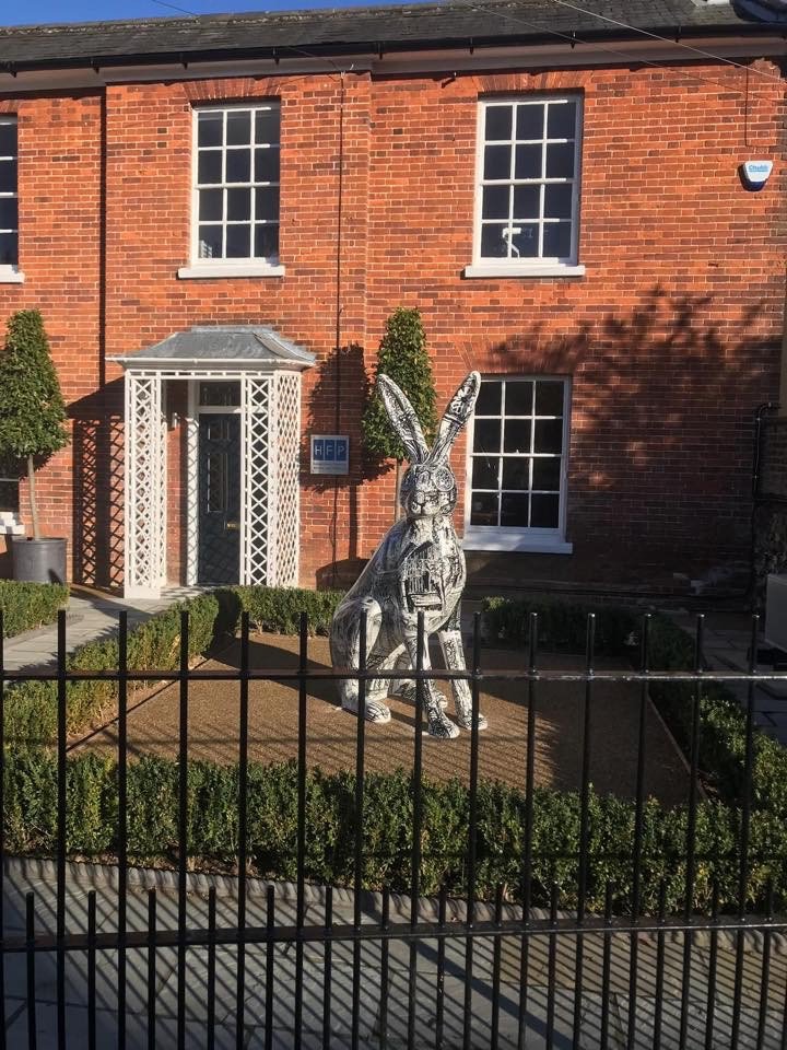 GoGo_Trails's tweet image. Next time you pass by Harrold Financial Planning in #Hingham you will find @GogoScribble sitting proud at his new forever home. #GGH18 #ChangingYoungLives for @break_charity