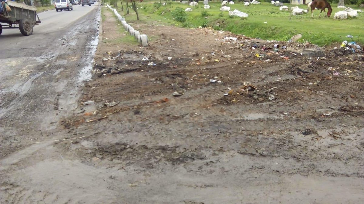 cpccolonmunicba's tweet photo. Se realizó la limpieza en Av. Don Bosco y Av. Ramon Mestre Norte https://t.co/wrtRBpoGtt