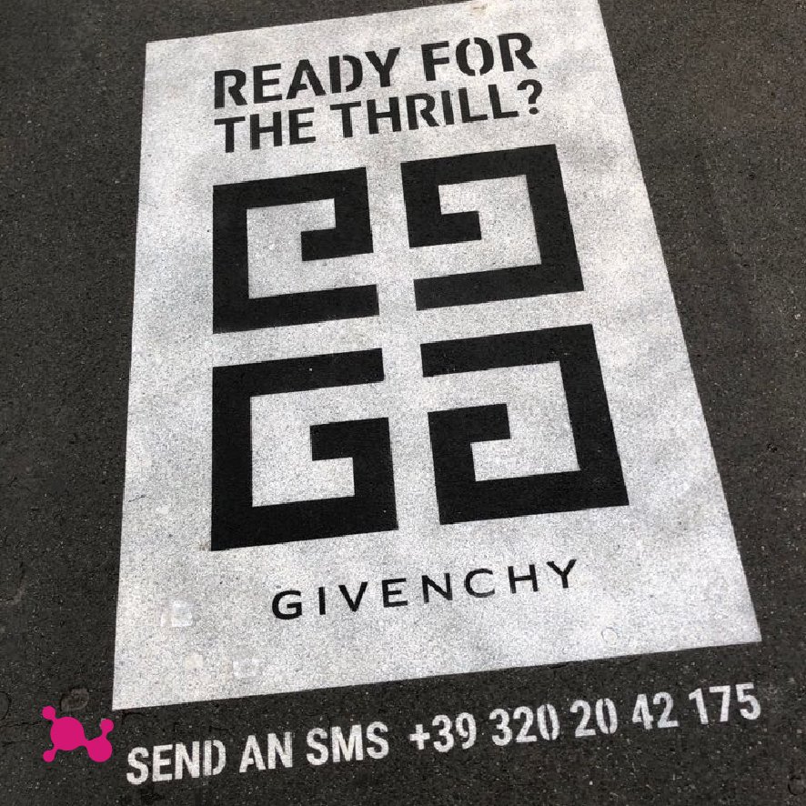 2pointzerogroup's tweet photo. What a smart and cost effective activation. Givenchy has gone guerrilla, launching an outdoor, digital contest to win tickets to the show.
#MultiplyCommunication #MarketingAgency #Creativity #Guerrilla #Givenchy #GivenchyFamily #SocialMedia #PositivelyContagious #AbuDhabi https://t.co/RobWu11IHN