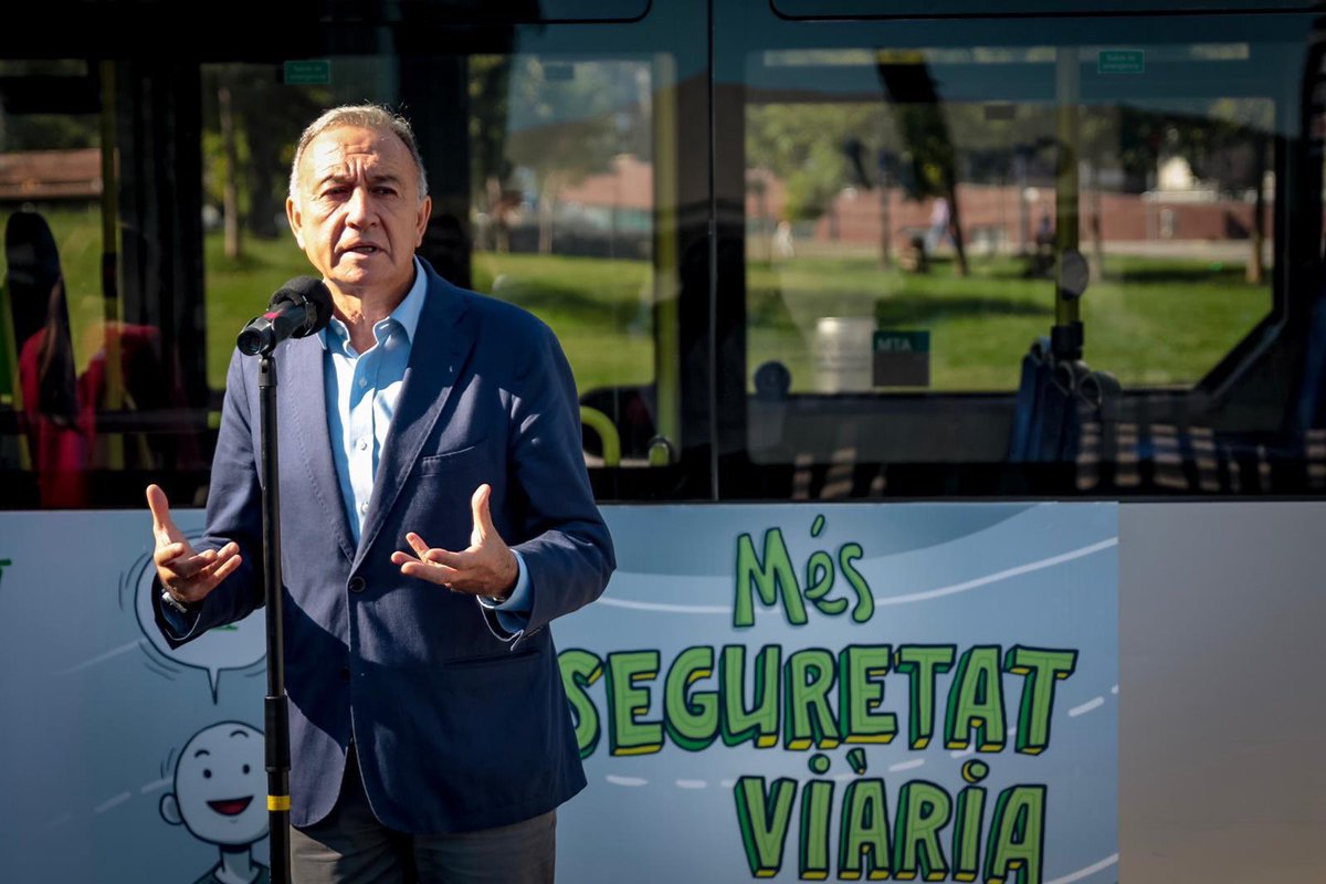 En la presentació de la campanya de l'Associació per la Promoció del <a href="/transportpublic/">PTP ~ Associació Promoció del Transport Públic</a> PTP, he apel·lat Estat i govern de Catalunya per fer possibles els pressupostos perquè, tal com s'han plantejat, poden tenir forta incidència en la creació d’infraestructures de transport públic