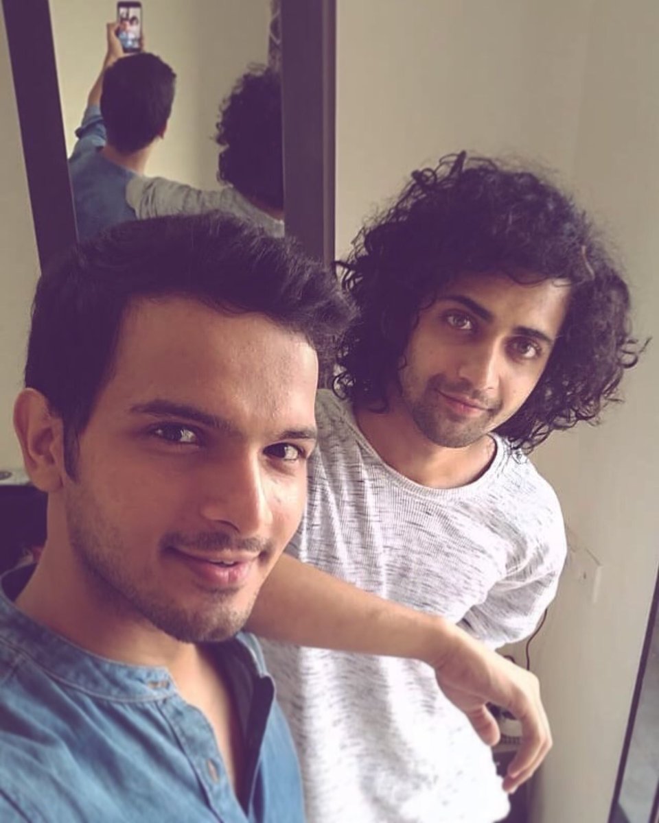 Beatking_Sumedh's tweet photo. Bhai bhai https://t.co/ijMvuYSEkJ