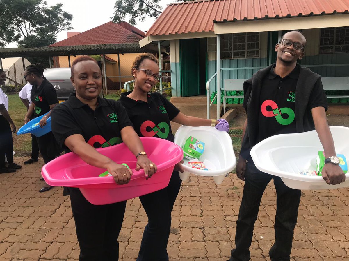 SafaricomFDN's tweet photo. As we celebrate 18 years of Safaricom and the spirit of Twaweza today, it is in this same spirit that we handed out mother baby packs to new mothers at Kiambu level 4 hospital. #NaweKilaWakati https://t.co/Wz83rFZcu3
