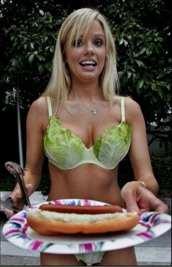 Slydor1's tweet photo. 20 Most Hilarious And Weird Bikini Fails That Are Actually Funny Af #hilarious #fail #funnyfails #funny #wtf #bikini #bikinifails #epicfails #slydor #lol #lmao
https://t.co/r6kJ3cz4fF https://t.co/Z4JcEo3XOU