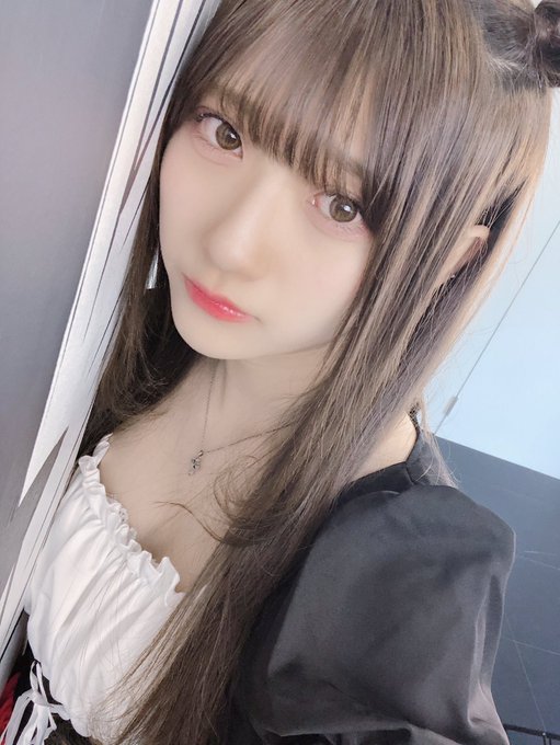 にてプレゼ 声優 山田麻莉奈さん 直筆サイン色紙 aKGjC-m16106281255