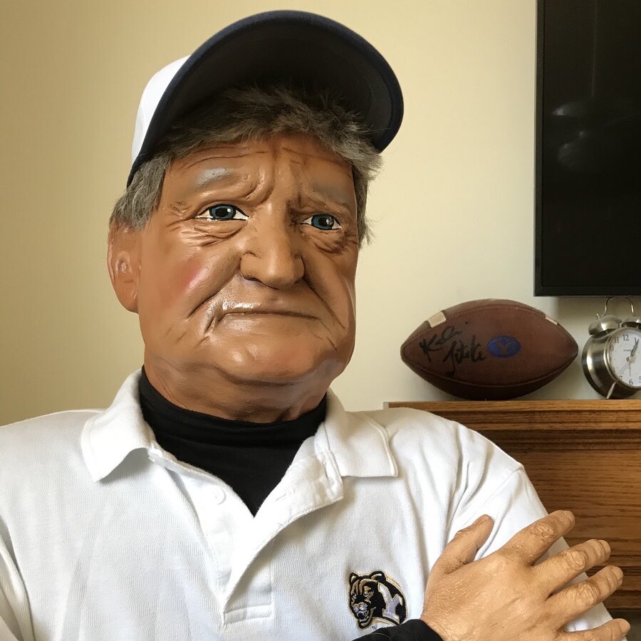 RedditCFB's tweet photo. BYU fan buys life sized Lavell Edwards mannequin: https://t.co/TzFBgCSNcy (h/t: /u/IHaveNeverLeftUtah) https://t.co/YDpZV4lDXr