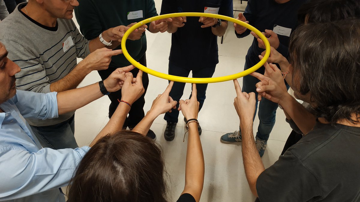 DrawingED25's tweet photo. Nueva entrada en el blog👉🏼💡 "Aprende y Enseña Diferente: #Tecnología, #Programación y #Robótica" https://t.co/wWcZOcIzB3
 #TPR #RedFormaciónMadrid #STEMadrid @CRIFAcacias https://t.co/fxBgS6ToUo
