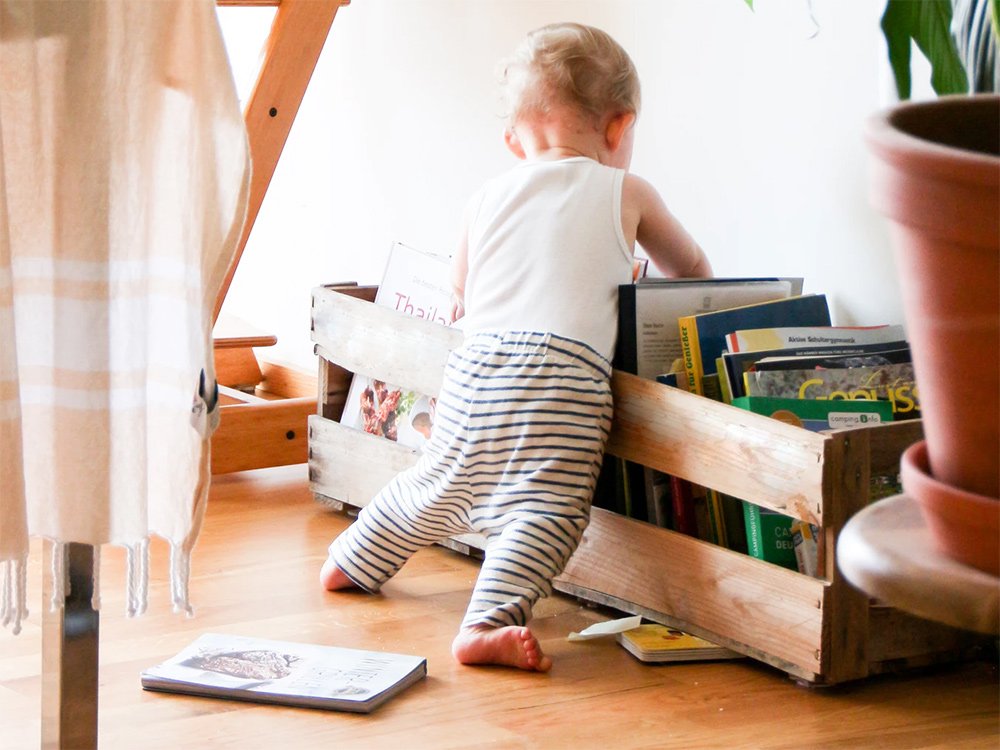 LibrariesNI's tweet image. Early rhymers make great readers – bring your little ones along to Rhythm and Rhyme at the library! Sing as loud as you can, follow the actions and have fun. Find a session near you #jointhelibrary #helpinghand 
goo.gl/eTkjr9 @Education_NI @Ed_Authority