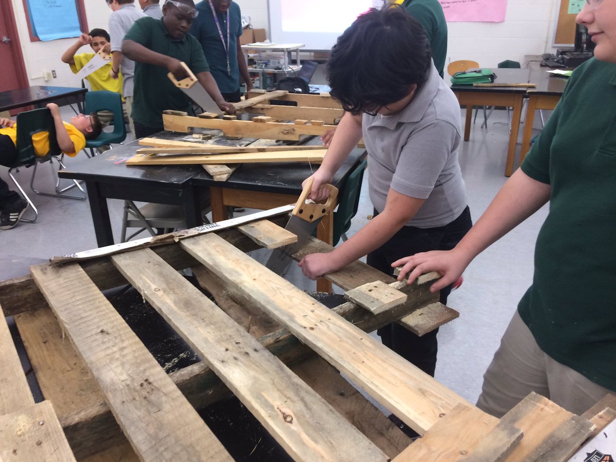 Sowder_Science's tweet photo. Students practicing with handsaws @StuartAcademyKY https://t.co/sObeYggLc5