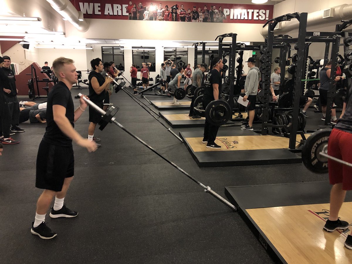 What a way to start the day. 6am weights w/ Coach Faaumu &amp; the strength staff. Lots of HUNGRY players getting after it.  On a Mission!