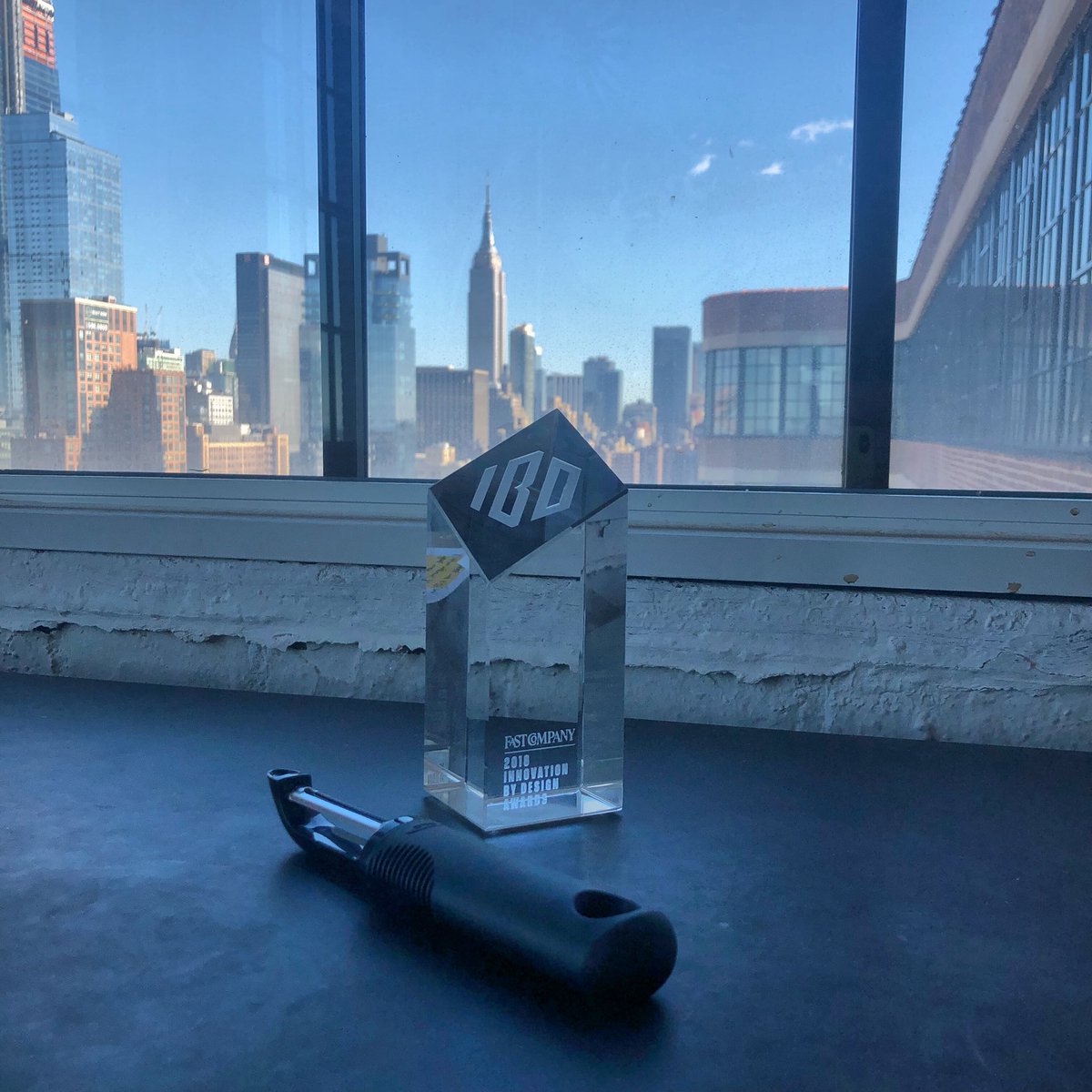 SmartDesign's tweet photo. Two icons of the 20th century: we were proud to accept @FastCompany’s inaugural Timeless Design award this week in New York for the inclusively designed @OXO Swivel that changed kitchens everywhere #InnovationByDesign #smartdesign https://t.co/ylhrPXhGep https://t.co/Y83M9POM5L