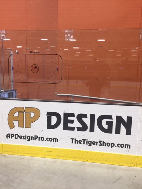 apdesignpro's tweet photo. Boards and ice on the Reinhart rink, @MHSgirls_Hockey practice jerseys and @mshlamhockey fan apparel. This can only mean hockey season is closing in! At AP Design we love being a part of it! #TigerPride #APGear https://t.co/sV4b6fJw1Q