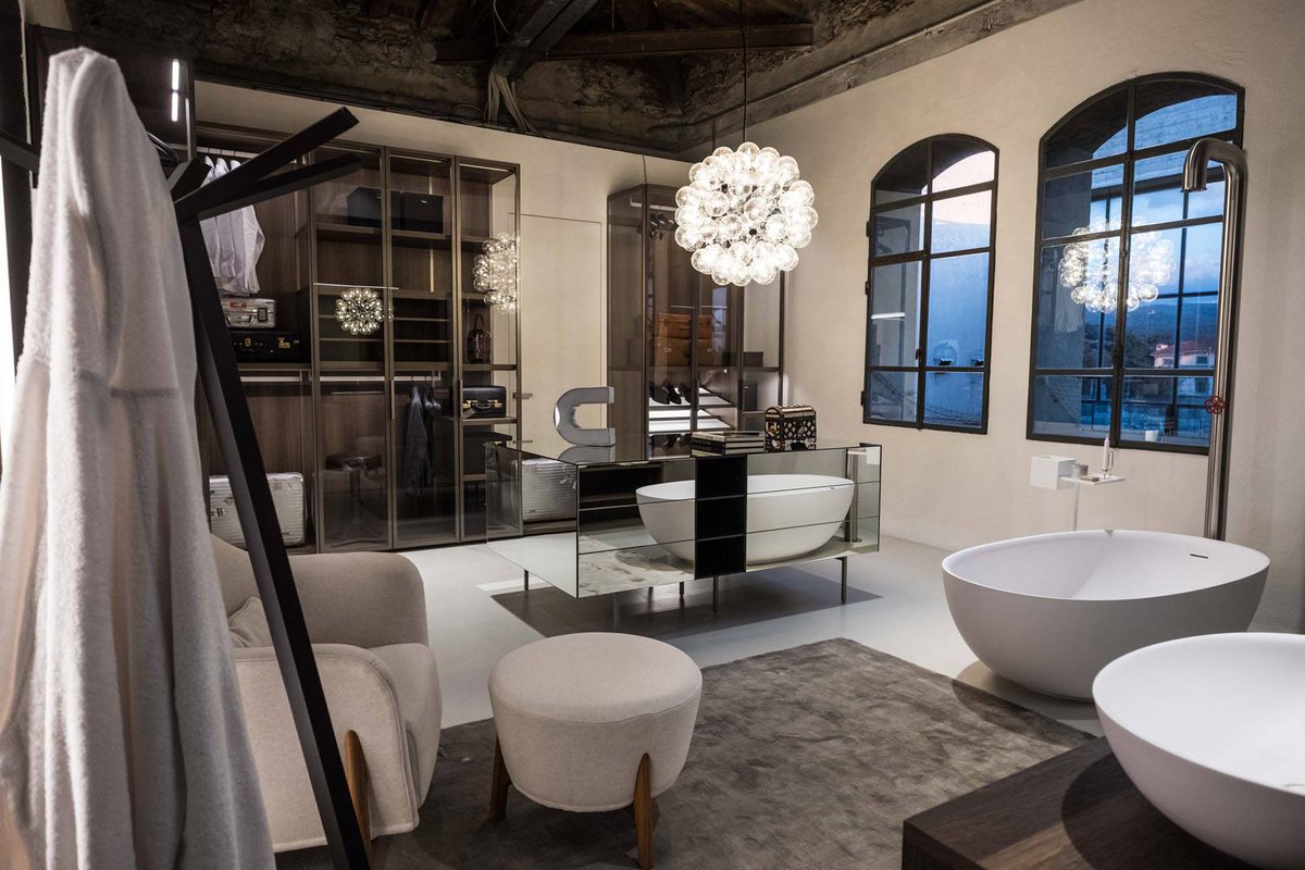 INTERNIMagazine's tweet photo. Fabbrica urbana: il nuovo store #Boffi #DePadova #MAUStudio apre in un’ex biscotteria fiorentina https://t.co/y2cqyKQC8d https://t.co/dIzDlWq5wY