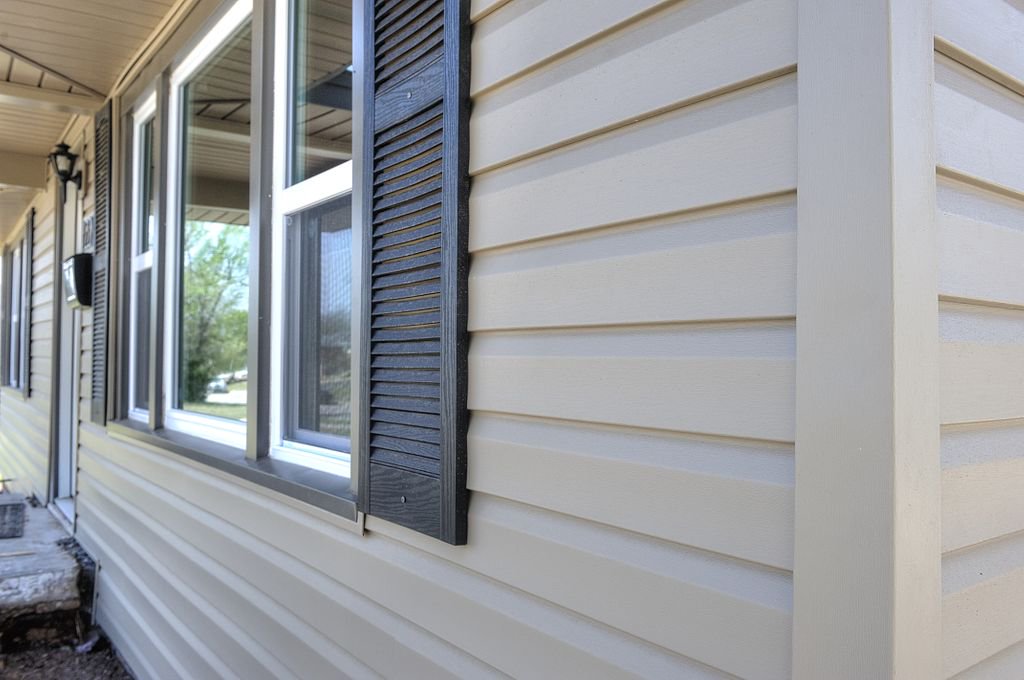 HomeRenewOKC's tweet photo. Our website got more updates and we think you should check it out! Leave your contact info, we can't wait to hear from you! 
https://t.co/PmEbMUD2EV https://t.co/QLzbh21XNi