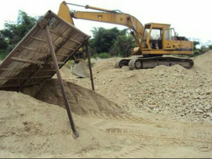 SATEToficial's tweet photo. #SabiasQue los recursos minerales del estado Trujillo que actualmente están siendo aprovechados por las empresas establecidas, son arenas, gravas, arcillas, caliza, granzón de relleno y sílice #Satet #CreandoConcienciaTributaria @ajacquep https://t.co/OZtnGWpcbP