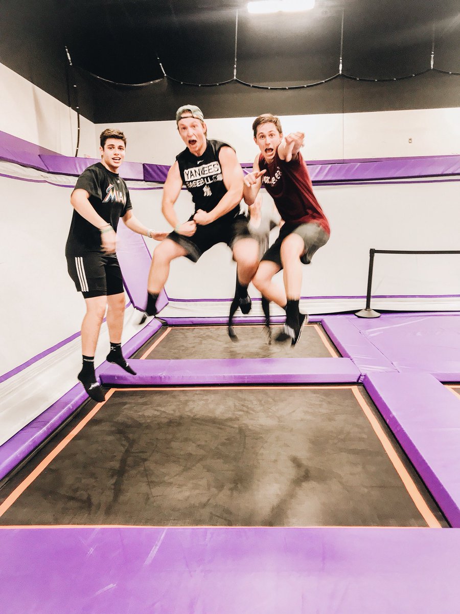 FLiC_TAMU's tweet photo. Socks: On
Dates: Grabbed
Fun: Had https://t.co/oMYGTVagQN
