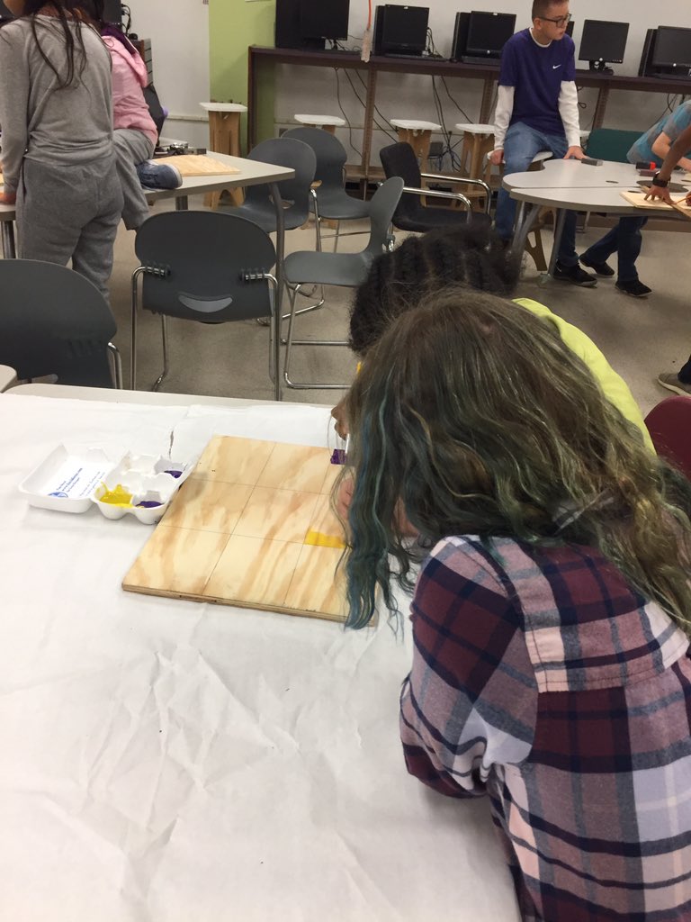 Ms_Gerbus's tweet photo. #STEMService in progress for sixth grade @BR_STEM #ReynProud https://t.co/iWeieF5WVb