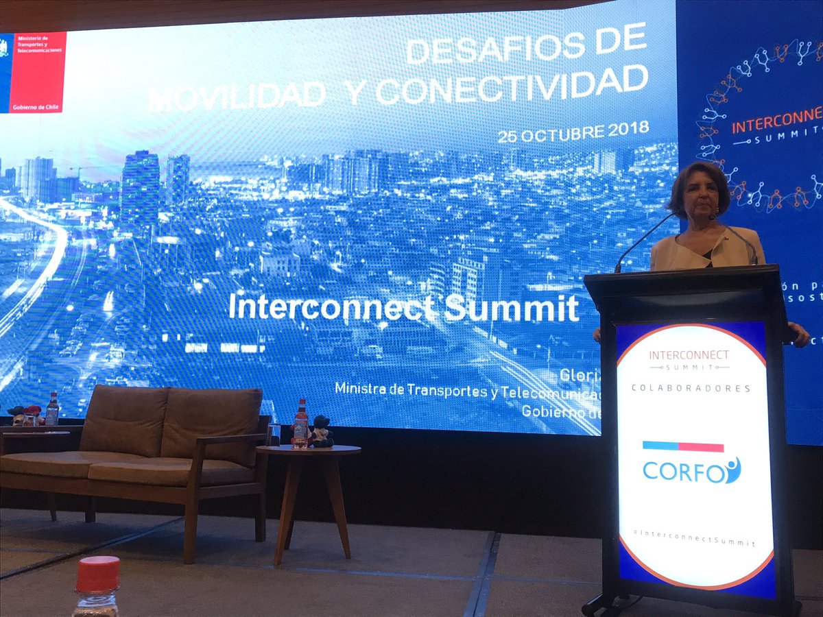 MTTChile's tweet photo. Ministra @GloriaHutt en el #interconnectsummit : “estamos preparando el despliegue de la red 5G para subir el estándar que permita mejorar la conectividad digital. Tenemos inversión prevista también en fibra óptica para optimizar la calidad de servicio”. https://t.co/OBE61AZcqR