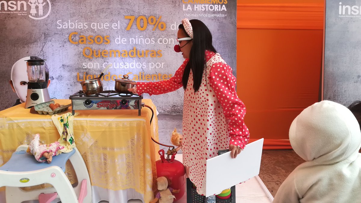 insnsanborja's tweet photo. Los esperamos en la #Feria #Showroom #CambiemosLaHistoria 👩⚕️👨⚕️
Desde las 09:00 en el #INSNSB
Salvar a tu hijo y evitar consecuencias graves esta en tus manos. #ComparteSalud, #NosotrosContigo https://t.co/TS9kqeSUYi