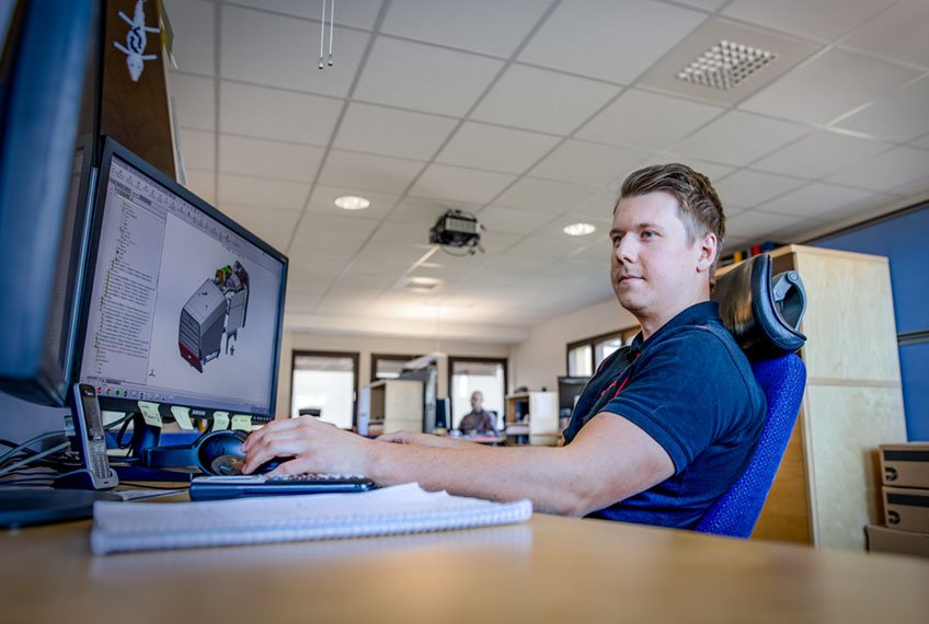 Meet Peder Wik - Designer at #Huddig. Peder Wik started as a CNC operator at Huddig's Mechanical Department in August 2010. Today he is the designer in a completely different department. Read more about Peder’s journey with Huddig bit.ly/2D3bDCg