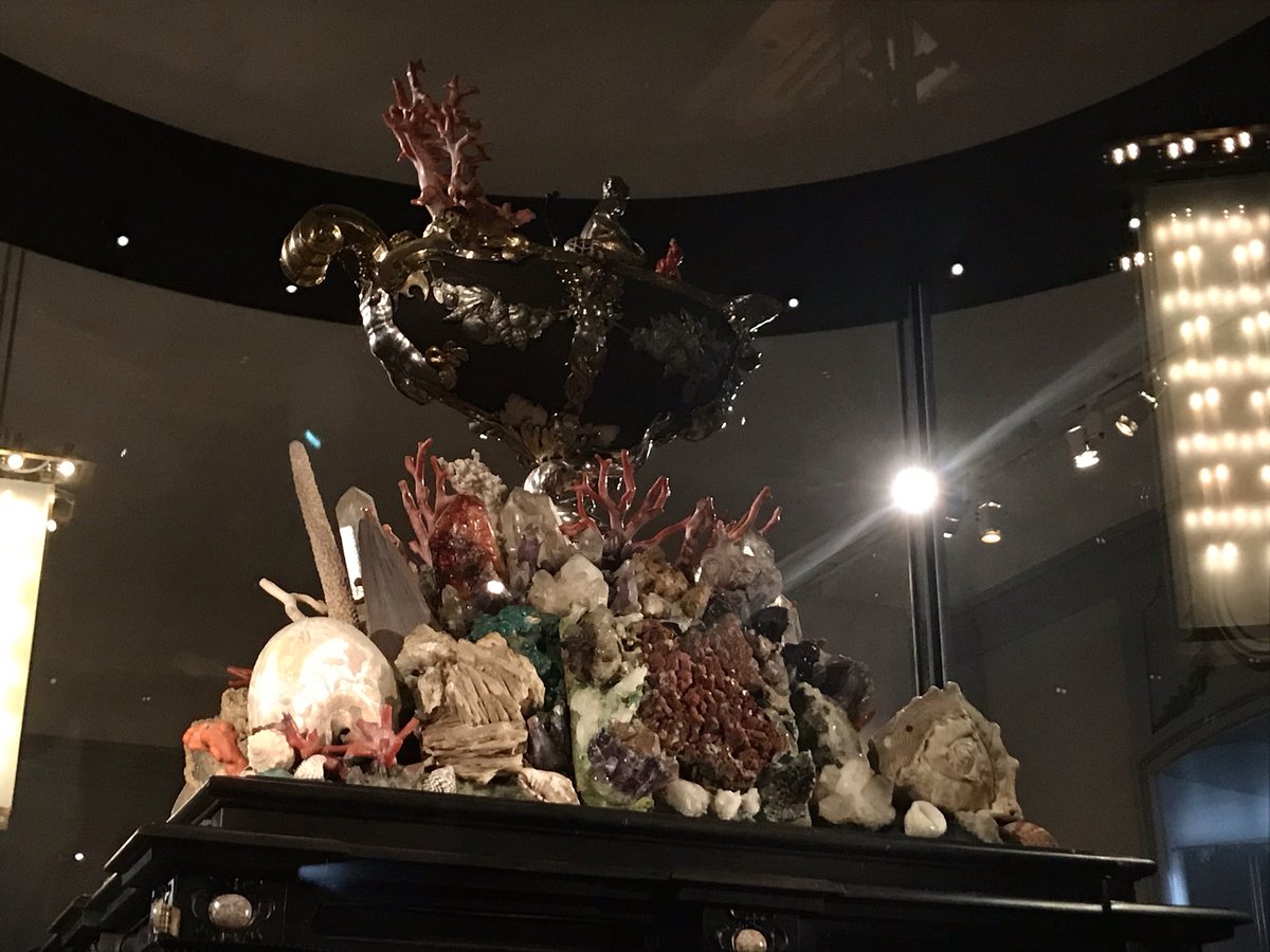 emi_rowe's tweet photo. I got very excited on a trip to the @UU_University Museum today by this amazing C17th ‘Art Cabinet’ (or Cabinet of Curiosities)...even crowned with crystals and shells. I’m sure my fellow #premodernobjects crew will feel the same! @MEMS_Newcastle https://t.co/Vpyzl2ccQ0