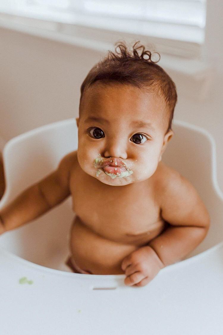 SquareBabyFood's tweet photo. #tbt to when your baby started eating solids after discovering Square Baby’s organic, fresh flavors 🙏 

👍Way to go!👍💯

#SquareBaby #AllSquaredAway #babynutrition #Throwback #momlife #dadlife #organicbaby #babyfoodie #nutrition #first1000days #babyfood #tinyhuman https://t.co/m03ldsYkLC