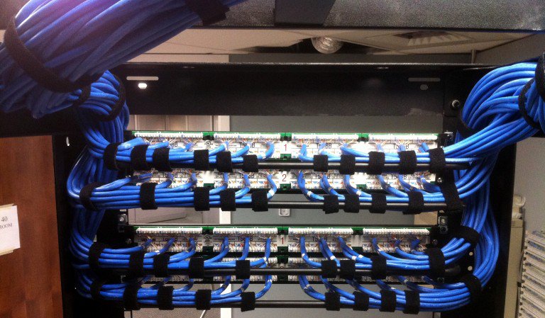 connected_link's tweet photo. Rack Installation
We install all types of racks. From wall mounted, to two post floor racks, to full server cages.
Accessories such as shelves, ladder rack, cable management, and more can all be installed. https://t.co/R834cWG5p4 https://t.co/BGXCu2P8S5