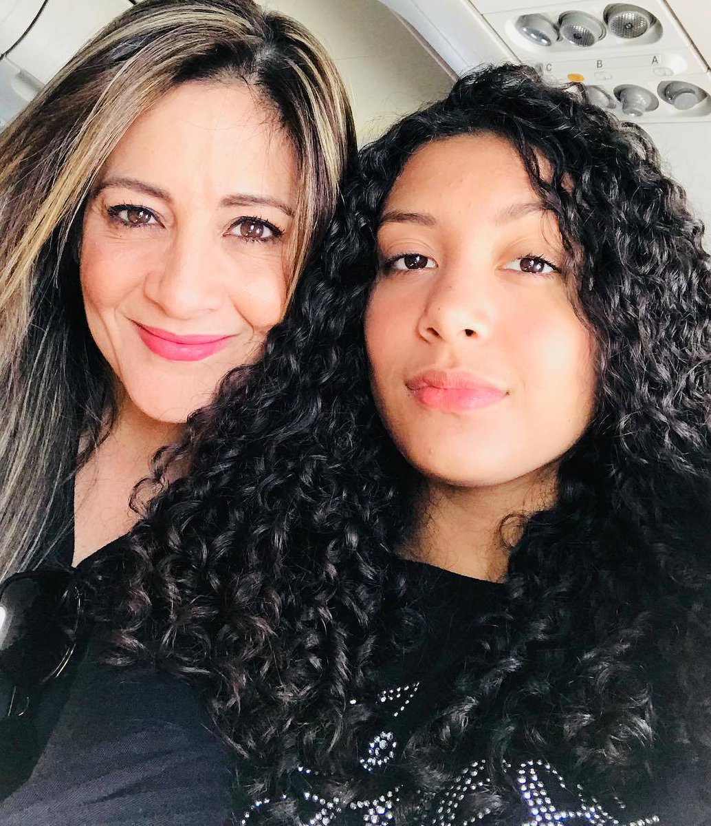 #tbt com a minha menina linda! te amo, filha! <a href="/lumameira/">Luma Meira</a>  💓

#darlenelima #dvdacredito #acredito #gravadorant #família #filha #foto #fotografia #gospelmusic #beautiful #instagood