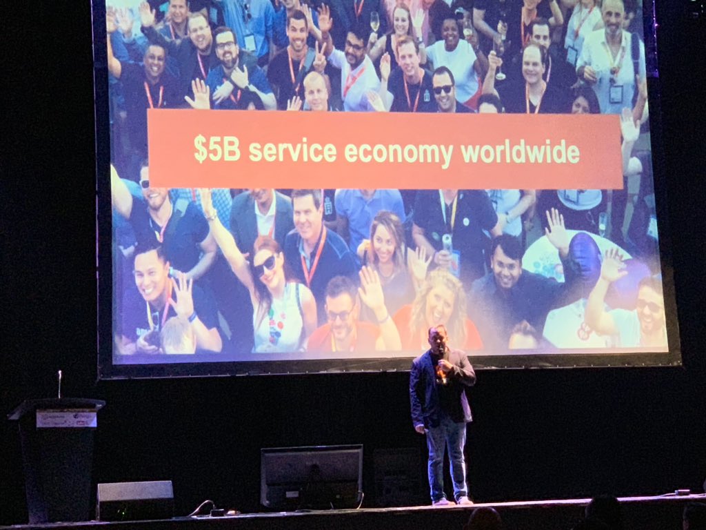 Listening to <a href="/benmarks/">Ben Marks</a> kick things off for #meetmagentomexico #meetmagento <a href="/magento/">Magento</a> <a href="/emarsys/">SAP Emarsys</a>