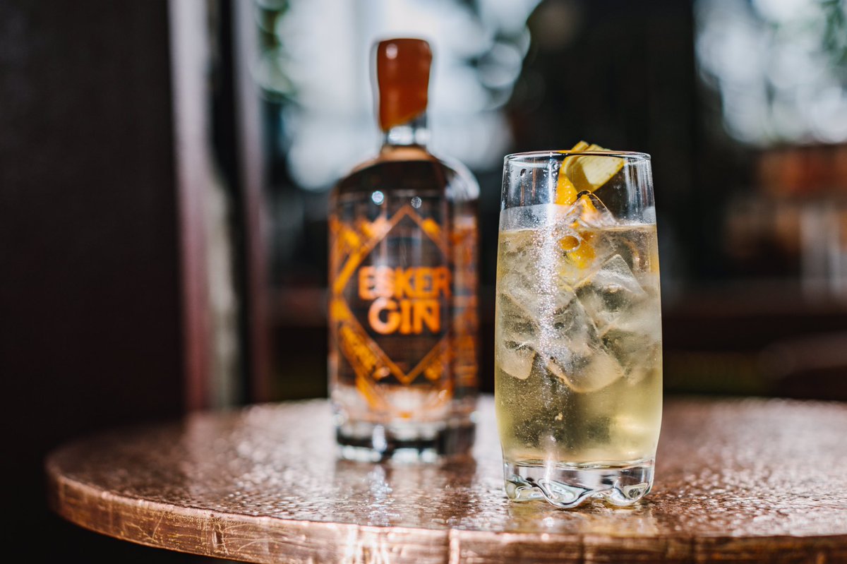 esker_spirits's tweet image. Remember that time when we brought out a new limited edition Honey Spiced Gin and it sold out literally everywhere? Stick around, we’ll have news on this very soon! #HoneySpicedGin #EskerSpirits