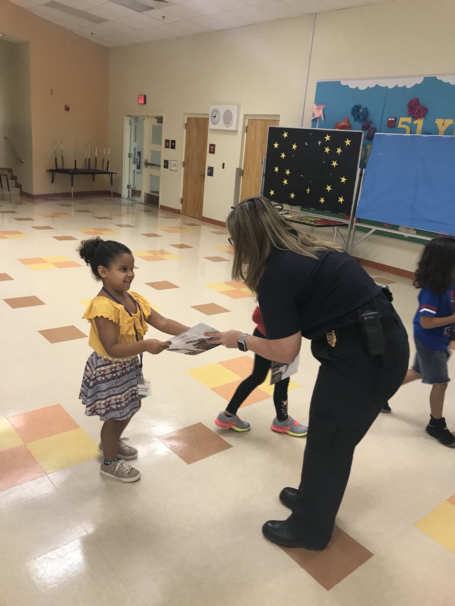 SPE Reads for the record with guest readers from the Hollywood Fire Dept and <a href="/AnnMurrayDist1/">Ann Murray</a> , district 1 school board member. #browardreads #sbbc