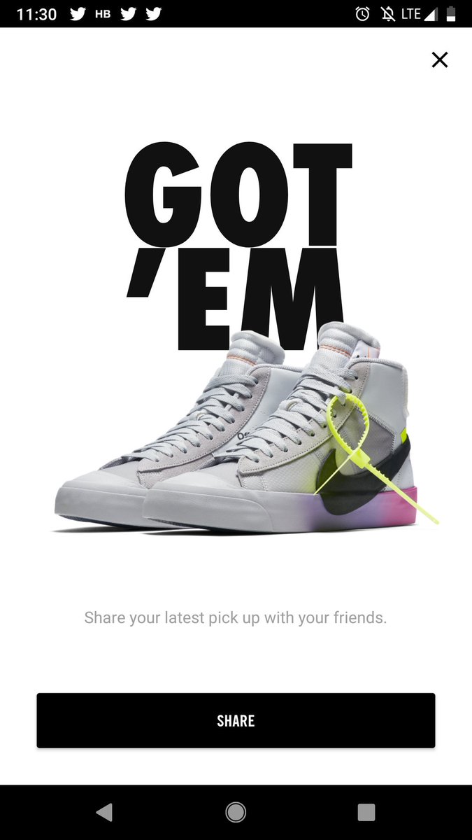 TheHaji_'s tweet image. Hey my phone finally turned out to be worth a damn! #AndroidOnly 😂😂 thanks for the dub with the size 8 @SoleFoodAlerts @BackdoorSNKRS