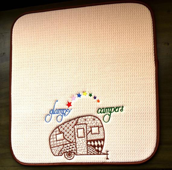 HandbagsByDyana's tweet image. Custom Vintage Trailer Dish Drying Mat, Coffeemat  amazon.com/dp/B01N91L2DN #Amazonhandmade handmade #personalizedmat