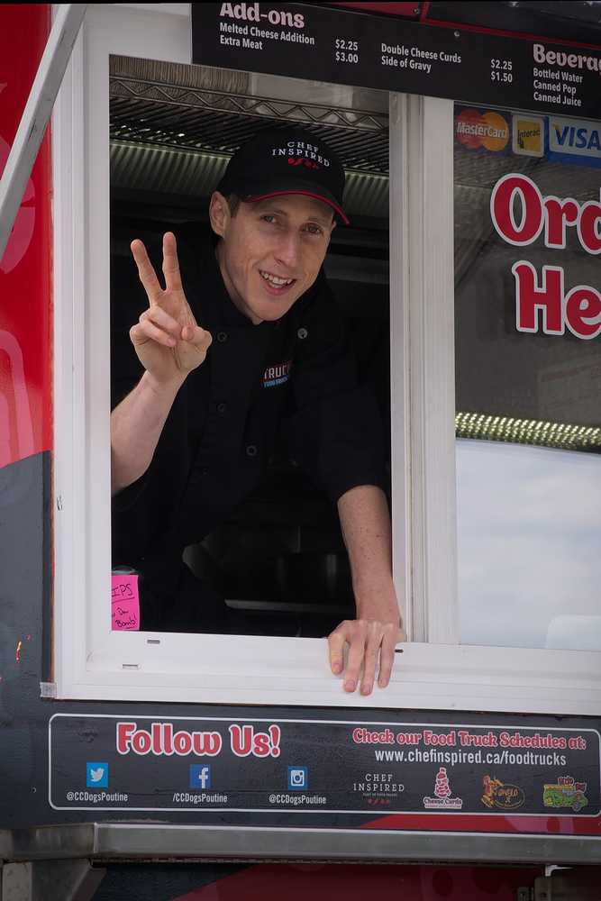 Cheese Curds Dogs tweet media