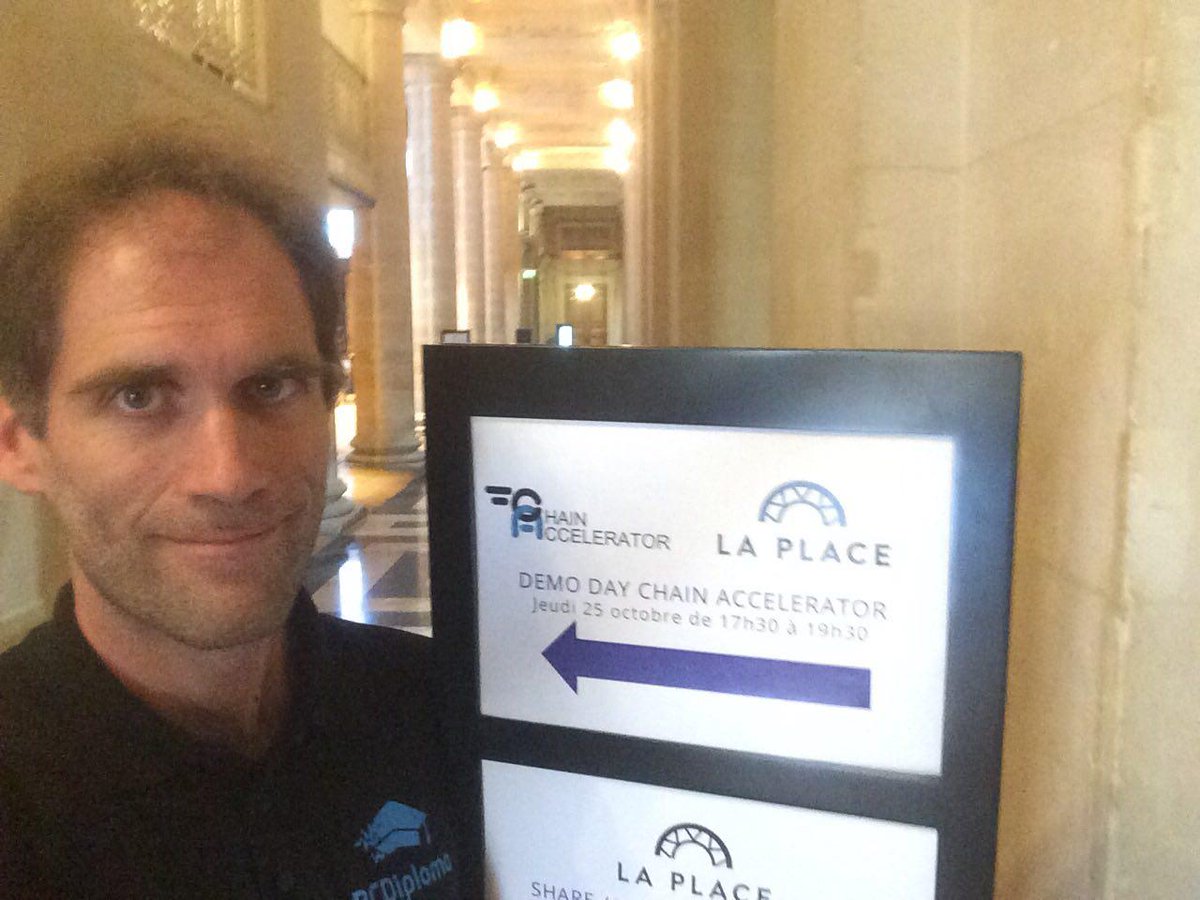 MyEvidenZ's tweet photo. End of the first batch of @ChainAcc startups. For the occasion, Chain Accelerator certified the participation of each startup with the #BCDiploma solution #chainacc #demoday @ChainAcc #Paris #Live #Blockchain https://t.co/C17kRQV39p