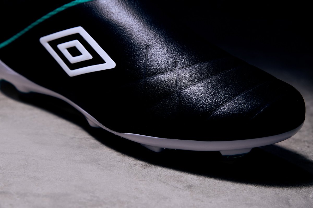 umbro laceless