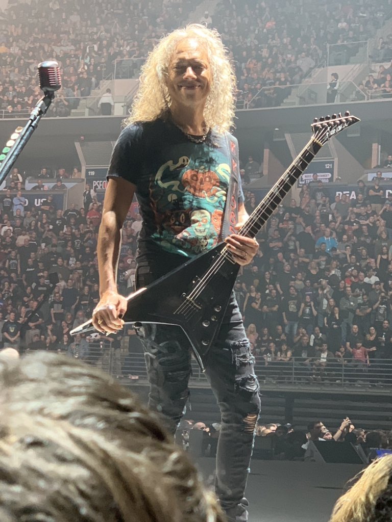 BRANDON10band's tweet photo. @Metallica @Metallica #MetInStateCollege Think that’s the look when you know we ain’t ready for next song to hit us 😂 https://t.co/oofNGNRI1y