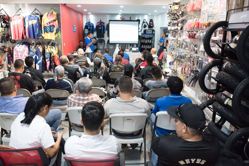 MPH_Motopartes's tweet photo. En nuestro #tbt de hoy el seminario de Carlos Nazario y Francisco Ovalle quienes compartieron con nosotros y todos nuestros clientes toda la información de los productos #BelRay
¿Quién esperando el próximo? 👍
.
.
#tbtMPH #Formacion #MPHViaBrasil #ProductosBelRay #BelRayPanama https://t.co/tZ9LTYMwVa