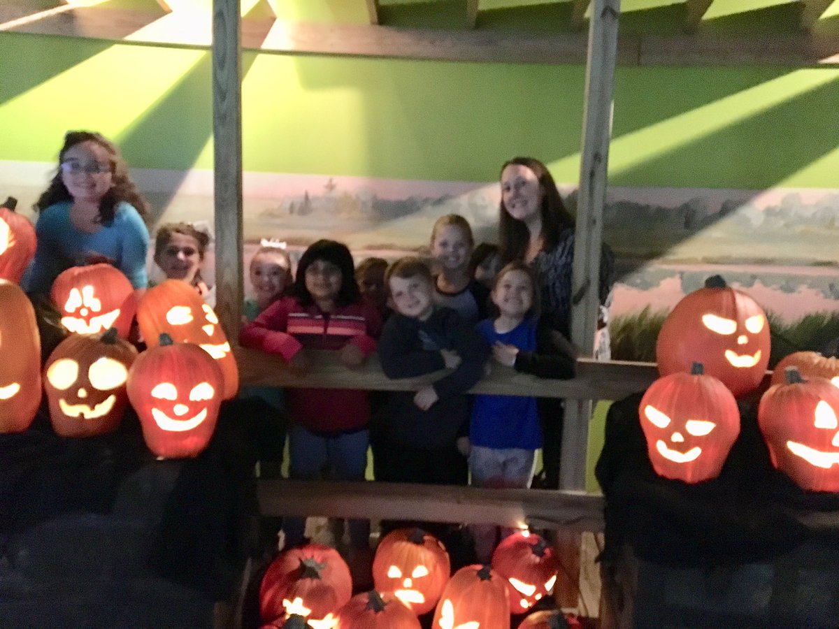 mwhiteEDU's tweet image. Exploring! @MaritimeAqua