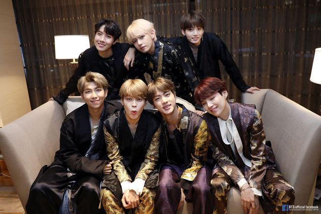 JovemPanEntrete's tweet photo. BTS canta primeira música inteira em inglês em 'Waste It On Me'. #WasteItOnMeNow

Ouça: https://t.co/QHtwXLW3Au https://t.co/7geafKH8jm