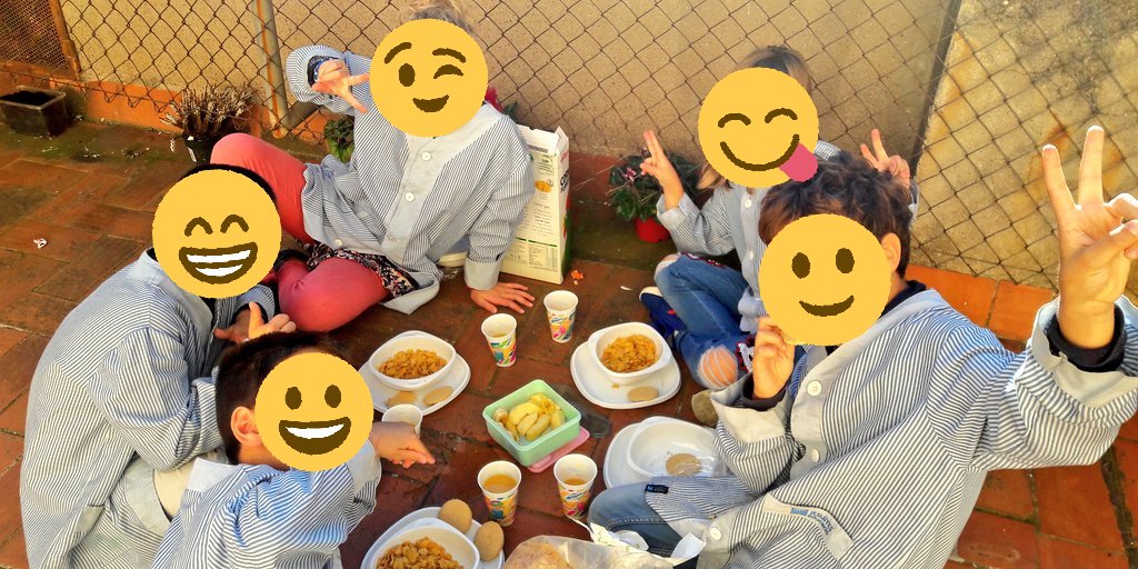 DavidPlanas11's tweet photo. A #jecasp fem esmorzars cooperatius ben saludables!!! Cereals, sucs, fruita, galetes... nyam, nyam!!! Que bo està tot!! https://t.co/g0fmm6fNwt