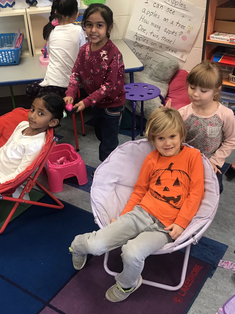 Amanda Summers tweet media