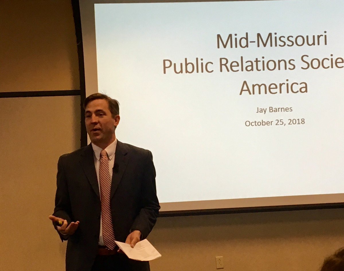 TewChristine's tweet photo. Relationships are central to media relations, says @jaybarnes5 to #MidMOPRSA. If you don’t treat members of the media with respect now, don’t expect it from them in the future when you’re in a crisis or other high pressure situation. Great message! https://t.co/X0EPwI6MFs
