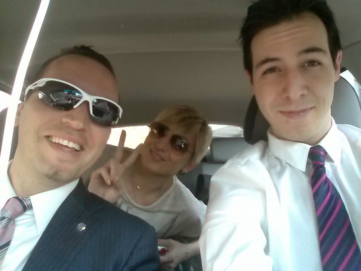 Non ci si crede o, comunque, non ci si vuole credere. Ciao Anza 😢