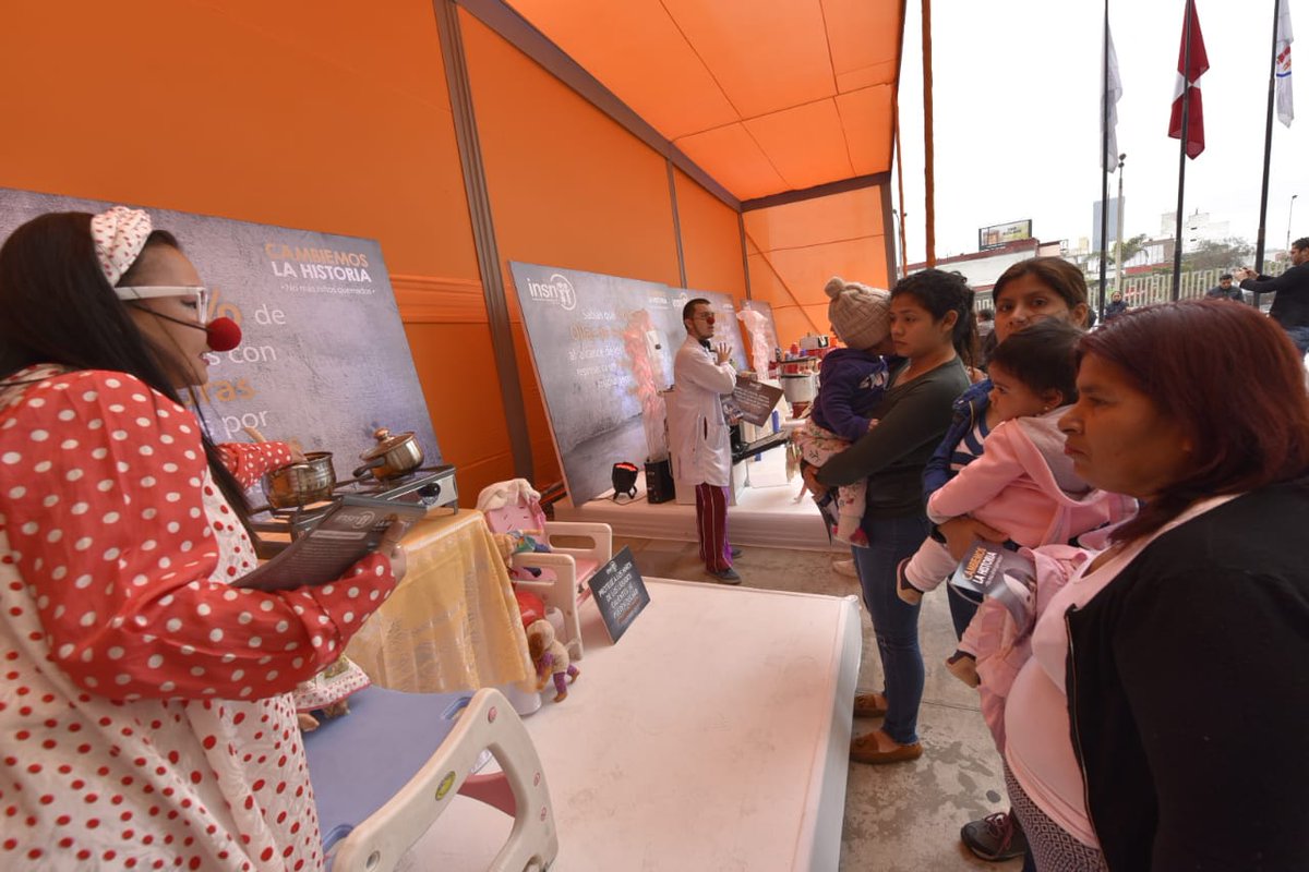 insnsanborja's tweet photo. Los esperamos en la #Feria #Showroom #CambiemosLaHistoria 👩⚕️👨⚕️
Desde las 09:00 en el #INSNSB
Salvar a tu hijo y evitar consecuencias graves esta en tus manos. #ComparteSalud, #NosotrosContigo @Minsa_Peru https://t.co/J7R3gId1kp
