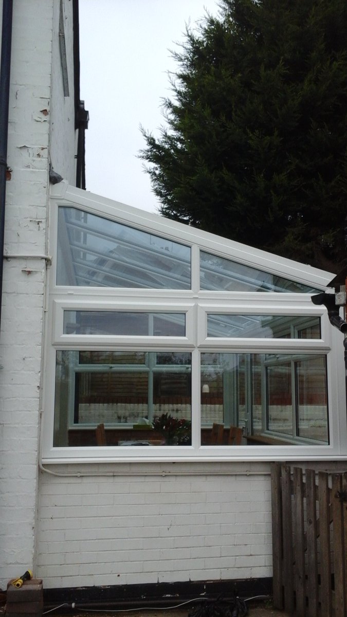 Fusion_Windows's tweet image. A fab local conservatory renovation completed this week