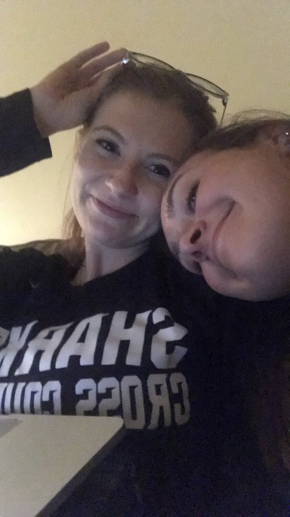 jessmorgan___'s tweet photo. Ya already know who’s birthday it is 😏 Love this crazy, determined, ridiculously funny girl. Can’t wait to celebrate with you tonight 🎉 Here’s to 22 😘 https://t.co/DeR4vD1Inw