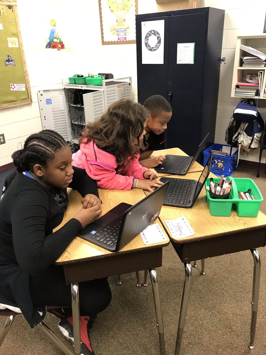 lorencarmon's tweet photo. Text features review! We love quizlet live! @quizlet https://t.co/hKijnijcWV