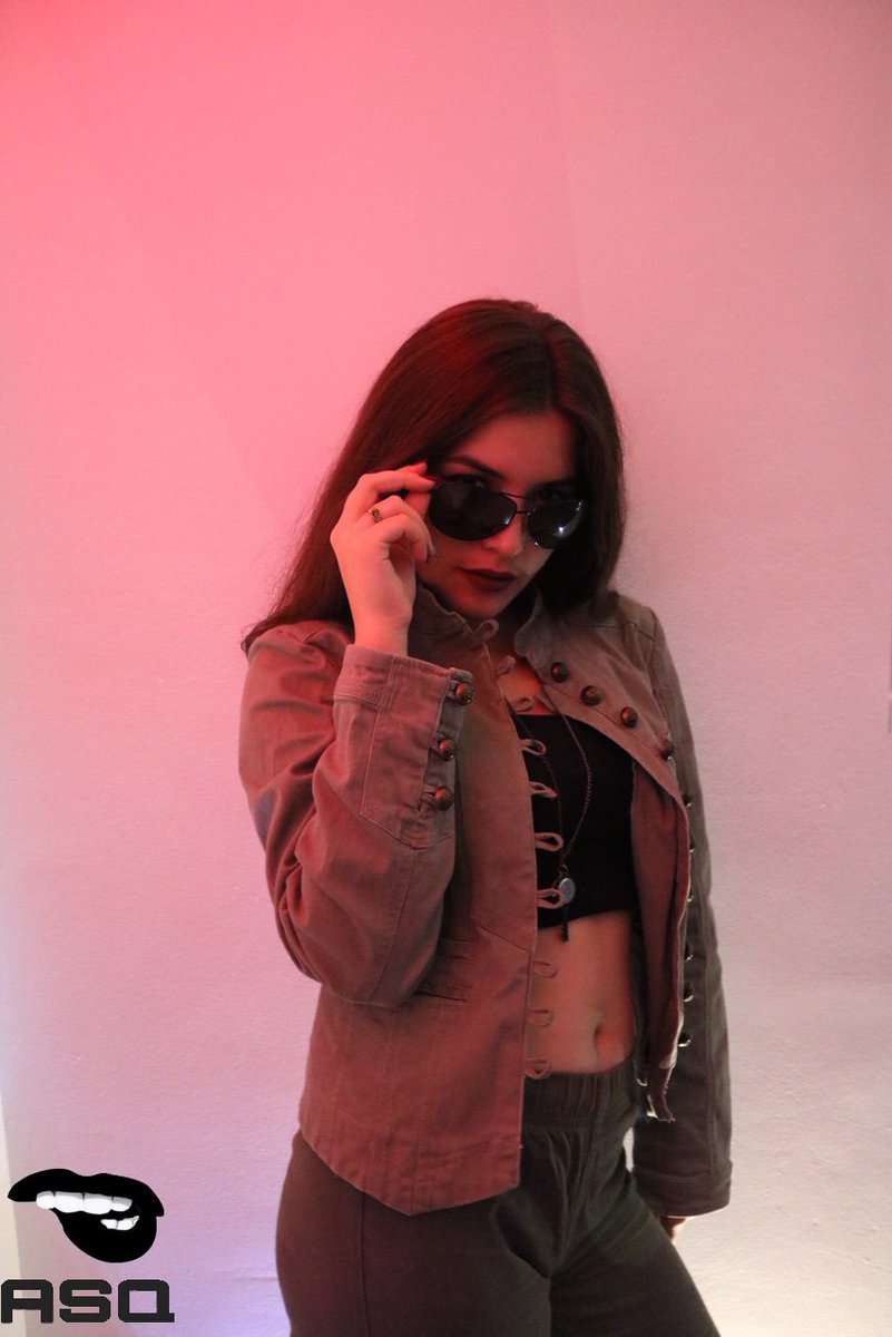 AsianSquad8's tweet photo. 🌆👠🍭🆓

REMI as HYOMIN &amp; QRI 

📸🎥 by @comanadinacristiana
💄 by @anna_av_x3

#dancecover #kpopdancecover #kpop #dancer #dance #music #getexcited #sugarfree #hyomin #qri #asiansquad #remi #comingsoon #soon #staytuned https://t.co/hfTgh4Yssq