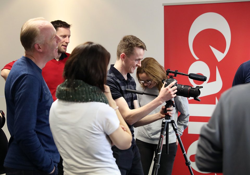 berminghamcams's tweet photo. Today, in conjunction with @CanonUKandIE we hosted a "Shooting Video With Your DSLR" training day for members of the IPPVA. This course was presented by @photopositive and was provided free of charge to the @IrishProPhoto members who attended https://t.co/Hmx55PKszV