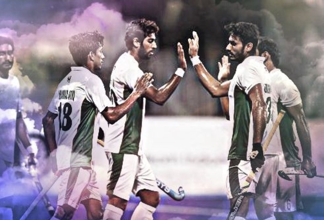 thedragflick's tweet photo. ✅ #HeroACT2018》#PAKvsMAS FT Score : Pakistan Men's team battle to a (1-0) win against a defensively resilient Malaysia Men's team on 'Day Eight' of the 'Hero Asian Champions Trophy.'

🇵🇰 54' Muhammad Irfan Jr (FG) 

#MensHockey 
#AsiaHockey https://t.co/XZKgWneh4O